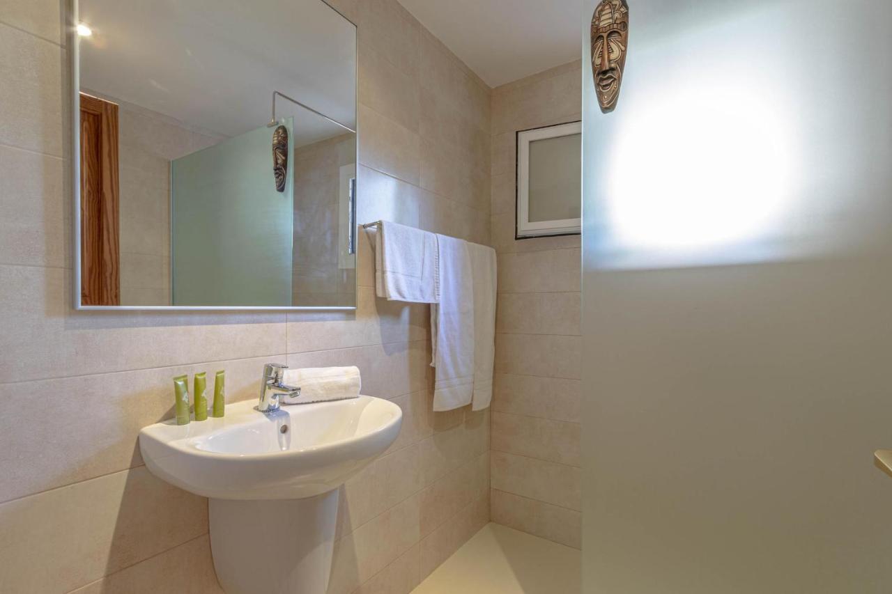 Pinos Altos 05 Apartment Cala San Vicente  Bagian luar foto